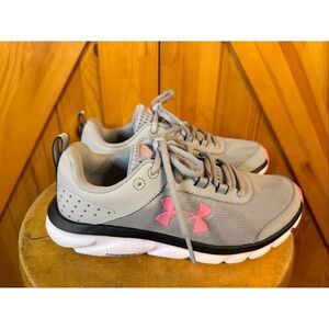 Under Armour Charged Assert 8 Running Shoes Mod Gray/White Size 7